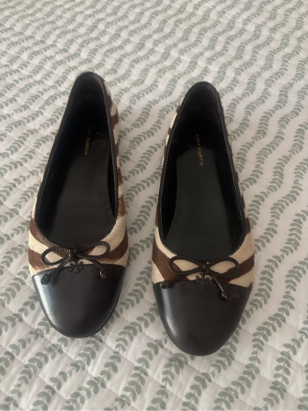 Tory Burch Brown and Cream Striped Leather-Trim Ballet Flats- size 7